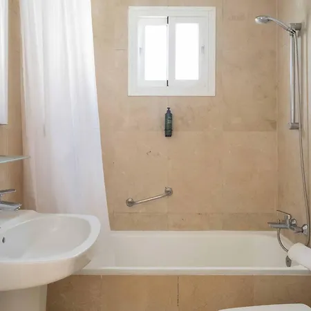 Ona Club Bena Vista אסטפונה